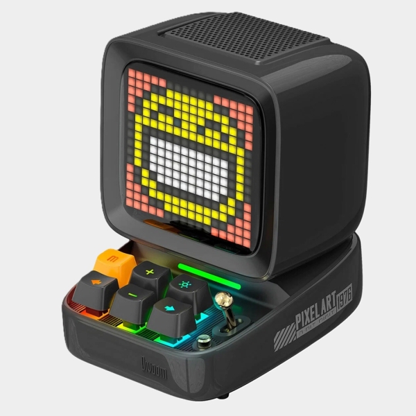 Что подарить мужчине на Новый год: 120 интересных идей