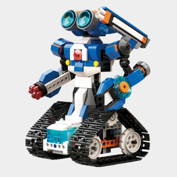 Что подарить мальчику на Новый год: 15 классных идей